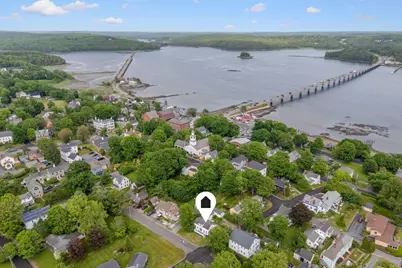 27 Pleasant Street, Wiscasset, ME 04578 - Photo 2