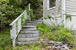 238 Brackett Ave, Portland, ME 04108 - Photo 6