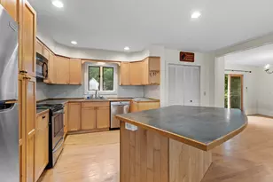 238 Brackett Ave, Portland, ME 04108 - Photo 20