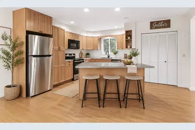 238 Brackett Avenue, Portland, ME 04108 - Photo 10