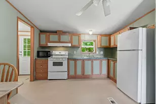 911 Main St, Monmouth, ME 04259 - Photo 18