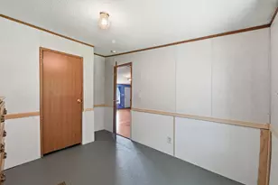 911 Main St, Monmouth, ME 04259 - Photo 26