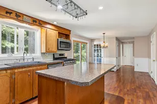 2 Sweet Fern Rd, Cape Elizabeth, ME 04107 - Photo 2