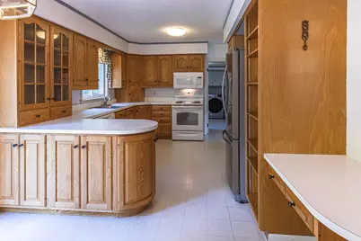 30 Saratoga Avenue, Bangor, ME 04401 - Photo 18