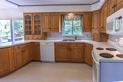 30 Saratoga Avenue, Bangor, ME 04401 - Photo 16