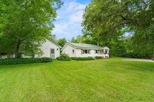47 Hampden Rd, Carmel, ME 04419 - Photo 4