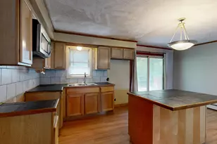 225 Middle Rd, Sabattus, ME 04280 - Photo 8