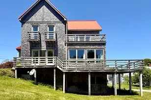 5 Franklin St, Eastport, ME 04631 - Photo 22