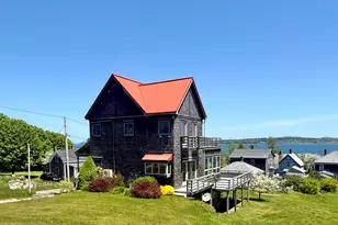 5 Franklin St, Eastport, ME 04631 - Photo 10