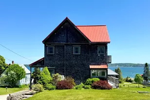 5 Franklin St, Eastport, ME 04631 - Photo 8
