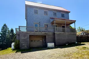 5 Franklin St, Eastport, ME 04631 - Photo 16
