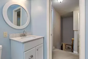 21 N Village Rd, York, ME 03902 - Photo 16