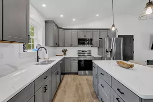 522 Avenue Rd, Levant, ME 04456 - Photo 8