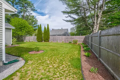 21 Bickford Drive, Topsham, ME 04086 - Photo 6
