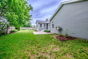 21 Bickford Dr, Topsham, ME 04086 - Photo 92
