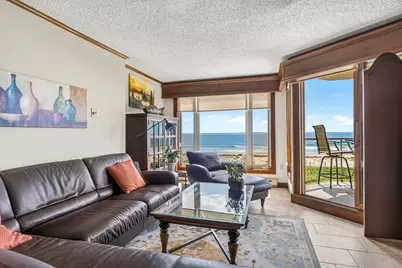 207 E Grand Avenue #C2, Old Orchard Beach, ME 04064 - Photo 6