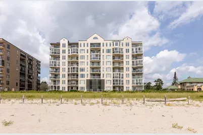 207 E Grand Avenue #C2, Old Orchard Beach, ME 04064 - Photo 1