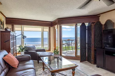 207 E Grand Avenue #C2, Old Orchard Beach, ME 04064 - Photo 12