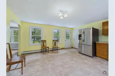 207 Pleasant Street, Mechanic Falls, ME 04256 - Photo 14