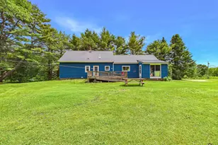 207 Pleasant St, Mechanic Falls, ME 04256 - Photo 6
