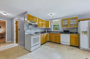 18 Skeetfield Rd, Oxford, ME 04270 - Photo 14