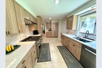 281 Clyde Road, Bangor, ME 04401 - Photo 8
