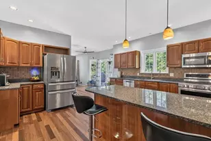 43 Skyline Rd, Bangor, ME 04401 - Photo 8