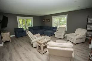 36 Pleasant St, Rangeley, ME 04970 - Photo 20