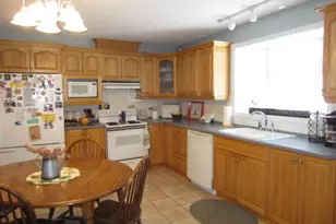 164 Hillcrest Ave, Madawaska, ME 04756 - Photo 16