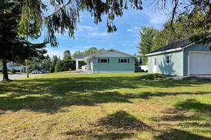 164 Hillcrest Ave, Madawaska, ME 04756 - Photo 4