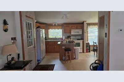 6 Redwood Drive, Norway, ME 04268 - Photo 4