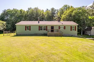 256 Meadow Rd, Topsham, ME 04086 - Photo 4