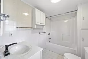 8 Court St, Rockland, ME 04841 - Photo 22