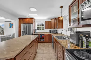 174 Rolling Meadow Dr, Bangor, ME 04401 - Photo 8