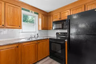 15 Carol St, Westbrook, ME 04092 - Photo 10