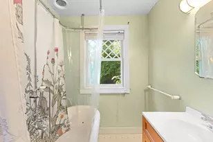 202 Norfolk St, Bangor, ME 04401 - Photo 32