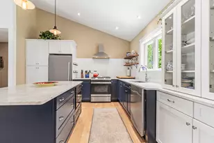 21 Dolphin Ave, Old Orchard Beach, ME 04064 - Photo 12