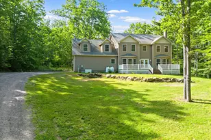 25 Lake Grove Ln, Auburn, ME 04210 - Photo 2