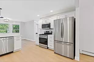 25 Lake Grove Ln, Auburn, ME 04210 - Photo 4