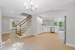 25 Lake Grove Ln, Auburn, ME 04210 - Photo 10
