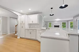 25 Lake Grove Ln, Auburn, ME 04210 - Photo 6