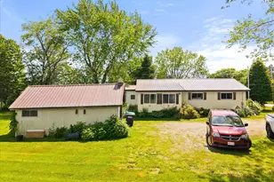 85 Stillwater Ave, Orono, ME 04473 - Photo 8