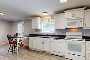 3 Fox Run Dr, Lewiston, ME 04240 - Photo 6