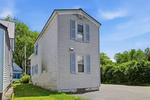 215 Water St, Waterville, ME 04901 - Photo 8
