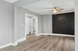 127 Broad St, Auburn, ME 04210 - Photo 10
