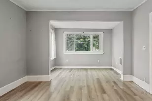 127 Broad St, Auburn, ME 04210 - Photo 8