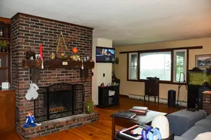 62 Campbell Rd, Leeds, ME 04263 - Photo 4