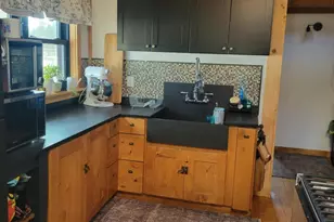 553 N Dexter Rd, Dexter, ME 04930 - Photo 14