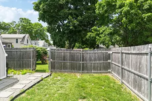 48 Pendleton St, Brewer, ME 04412 - Photo 4