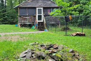 77 Hart St, Newport, ME 04953 - Photo 2